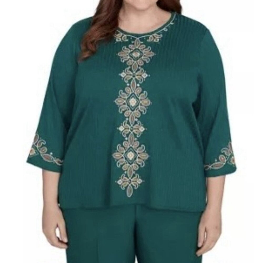 Alfred Dunner Women’s Knit Ribbed Sweater Green Size 2X Embroidered 3/4 Sleeve